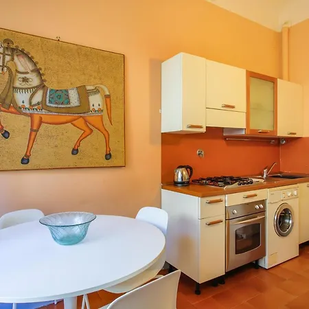 Lemon Tree One Bedroom With Balcony Lejlighed *