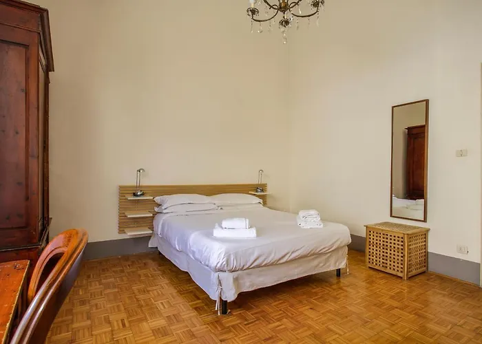 Lemon Tree One Bedroom With Balcony *