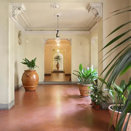 Lemon Tree One Bedroom With Balcony Apartmán